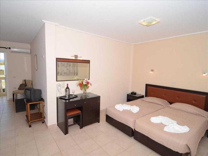 Konstantin Beach Hotel Zakynthos Island Buitenkant foto